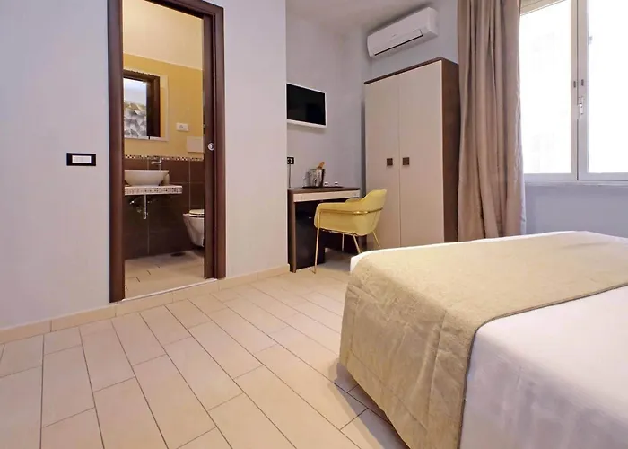 Centro Bed & Breakfast 4*
